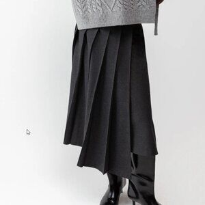 Oak + Fort Midi Pleated Asymmetrical Skirt Asphalt Size S
